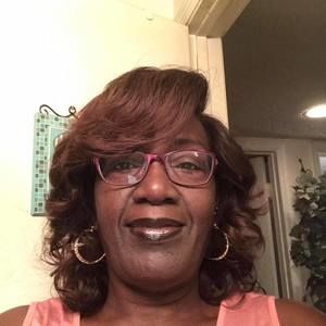 Meet your Posher, Debra